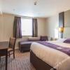 Отель Premier Inn Winchester, фото 3