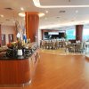 Отель Avenzel Hotel & Convention Cibubur, фото 1