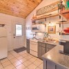 Отель Mountain View Escape - 1 Mile to White River!, фото 9