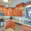Отель Large Clarksville Family Home ~ 4 Mi to Speedway!, фото 3