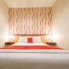 Отель RedDoorz Near Ambon Plaza, фото 4
