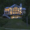 Отель Modern Farmhouse Style Chalet with amazing Kentucky Lake views - Dock, Hottub and Firepit!, фото 46