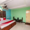 Отель OYO 28343 Madurai Velnachiyar Guest House, фото 1