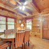 Отель Cabin w/ Hot Tub ~ 6 Mi to Downtown Gatlinburg!, фото 11