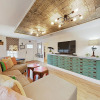 Отель Updated West North Inn, Walk To Schlitterbahn 3 Bedroom Home, фото 11