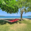 Отель Oceanfront 'majestic Beach House' w/ Gym + Pool!, фото 21