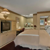Отель Bourbon Capital Inn, фото 4
