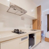 Отель Warm And Nice Studio Room Sky House Bsd Apartment, фото 4