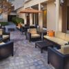 Отель Courtyard by Marriott Memphis East/Park Avenue в Мемфисе