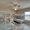 Отель Rainbows End - Gulf Front! Enjoy The Sun On Your Shoulders While You Laze On The Deck. 4 Bedroom Hom, фото 13