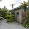 Отель Central Franz Josef Cabins and Flats, фото 14