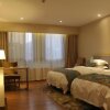 Отель Long Men Shui Du Yang Xin Valley Hot Spring Hotel, фото 17