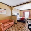 Отель Quality Inn & Suites, фото 18