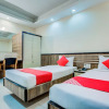 Отель OYO 7239 Hotel Aditya, фото 8