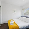 Отель Lovely Ellerslie 2-Bedroom Unit, фото 6