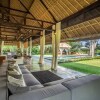 Отель Luxury Jungle Villa, 3 BR, Ubud With Staff, фото 11