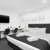Отель Ocean Grove Chalet, фото 25