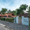 Отель OYO 2393 Putroyono Homestay, фото 1