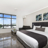 Отель Cairns Sunshine Tower Hotel, фото 2