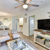 Отель Hilton Head Condo ~ 1/2 Mi to Folly Field Beach!, фото 10