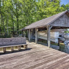 Отель Lakefront Milledgeville Cabin: Private Dock, Porch, фото 17