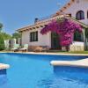 Отель Captivating Villa in El Vendrell With Swimming Pool, фото 14