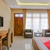 Отель Jakarta 32 Family Homestay by OYO Rooms, фото 3