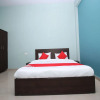 Отель OYO 16150 Suraj Guest House, фото 11