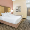 Отель La Quinta Inn & Suites by Wyndham Weatherford OK, фото 7