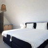 Отель Luxurious Villa with Private Garden in Kaag, фото 4
