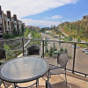 Отель Pinnacle Pointe Resort by kelownacondorentals, фото 8