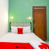 Отель Sahasi Stay by RedDoorz, фото 13