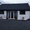 Отель Impeccable 2-bed Cottage Near Betws y Coed, фото 4