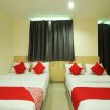 Отель OYO 1055 Batu Caves Star Hotel, фото 12