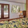 Отель Treasure Island Beach Retreat N Sleeps UpTo 6, фото 18