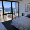 Отель Circle on Cavill Luxury 2-Bedroom Ocean Views, фото 8