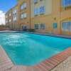 Отель La Quinta Inn & Suites by Wyndham Pearland - Houston South, фото 15