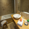 Отель Neige et Roc, The Originals Relais, фото 9