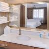 Отель Hampton Inn & Suites Denver-Speer Boulevard, фото 10