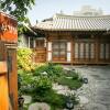 Отель Jeonju Hanok Maeul Hanok Gotek Bugyeongdang, фото 1