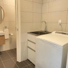 Отель NO PARTY ALLOWED, Entire Brand New 3 bedroom townhouse, free unlimited fibre wifi and free parking, фото 4