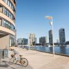 Отель Melbourne Private Apartments - Collins Street Waterfront, Docklands в Мельбурне