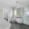 Отель Ocean Views, Luxury Living in Noosa Heads - Unit 2/13 Angler Street, фото 8