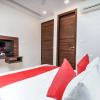Отель Priya Stays by Oyo Rooms, фото 2