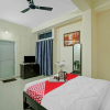 Отель Oyo 92233 London Bridge Guest House, фото 3