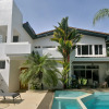 Отель Luxury Beachfront Oasis - Hermosa Palms 50 by RedAwning, фото 26