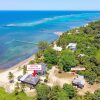 Отель Roatan Ocean View- 2nd Floor 2 Bedroom Apts by Redawning, фото 23