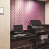Отель La Quinta Inn & Suites by Wyndham Louisville East, фото 2
