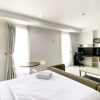 Отель Cozy And Spacious Studio Room Azalea Suites Apartment, фото 5