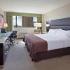 Отель Holiday Inn Vancouver Centre, an IHG Hotel, фото 29